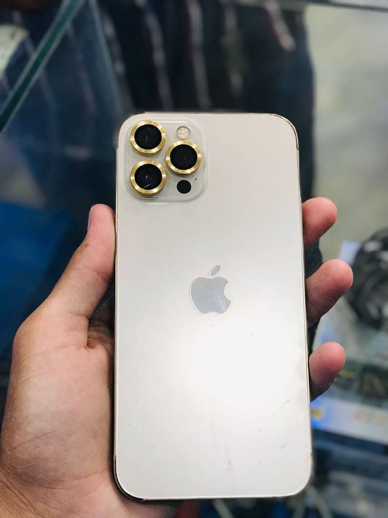 iphone 12 pro max 1