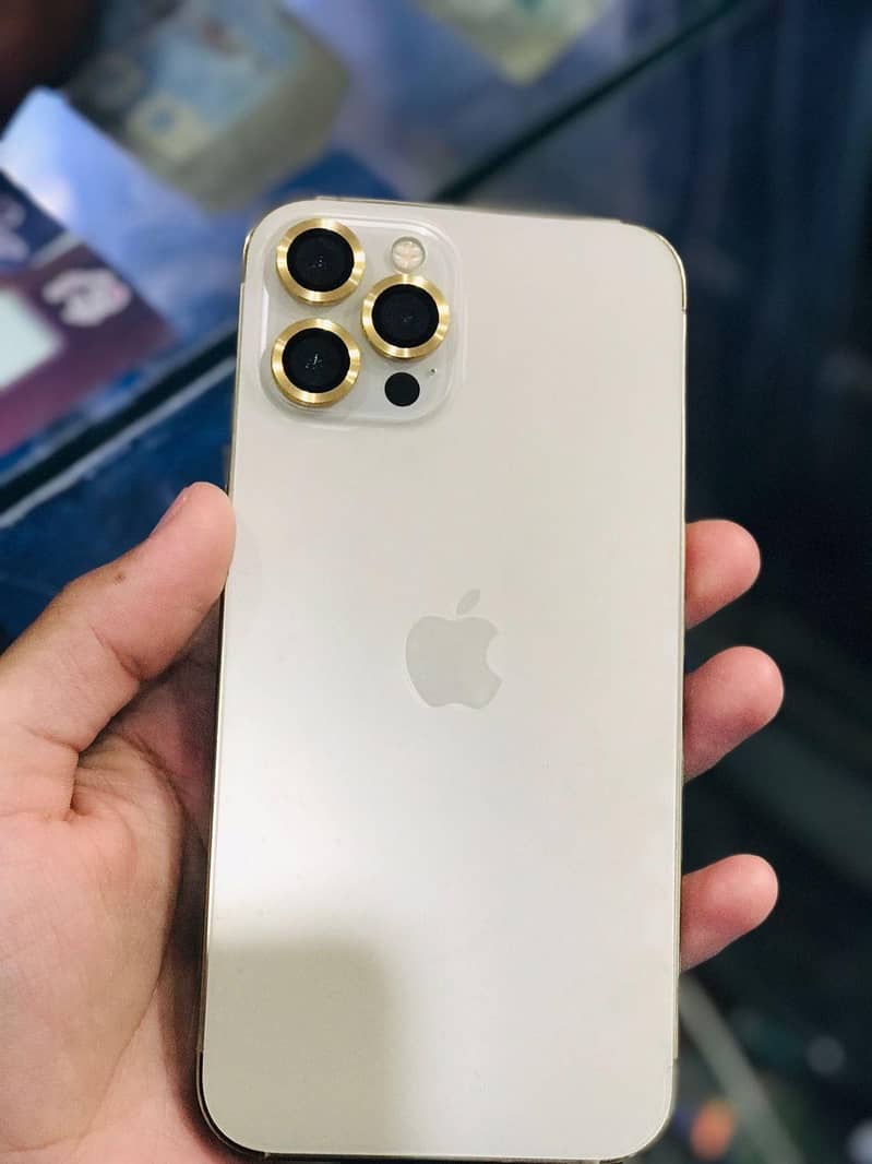 iphone 12 pro max 3