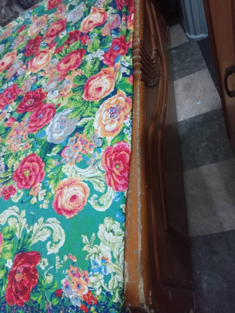 bed and dressing table 9