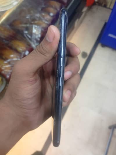 LG V50 ThinQ