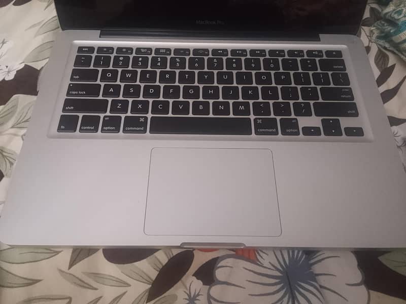 Mac Book Pro 1