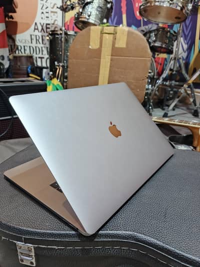 Macbook Pro 2017-18 Lush Condition