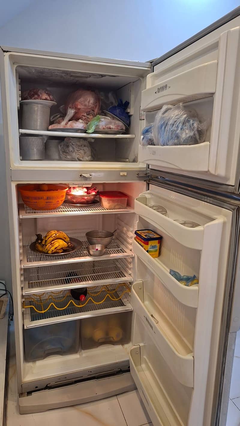 Refrigerator 1