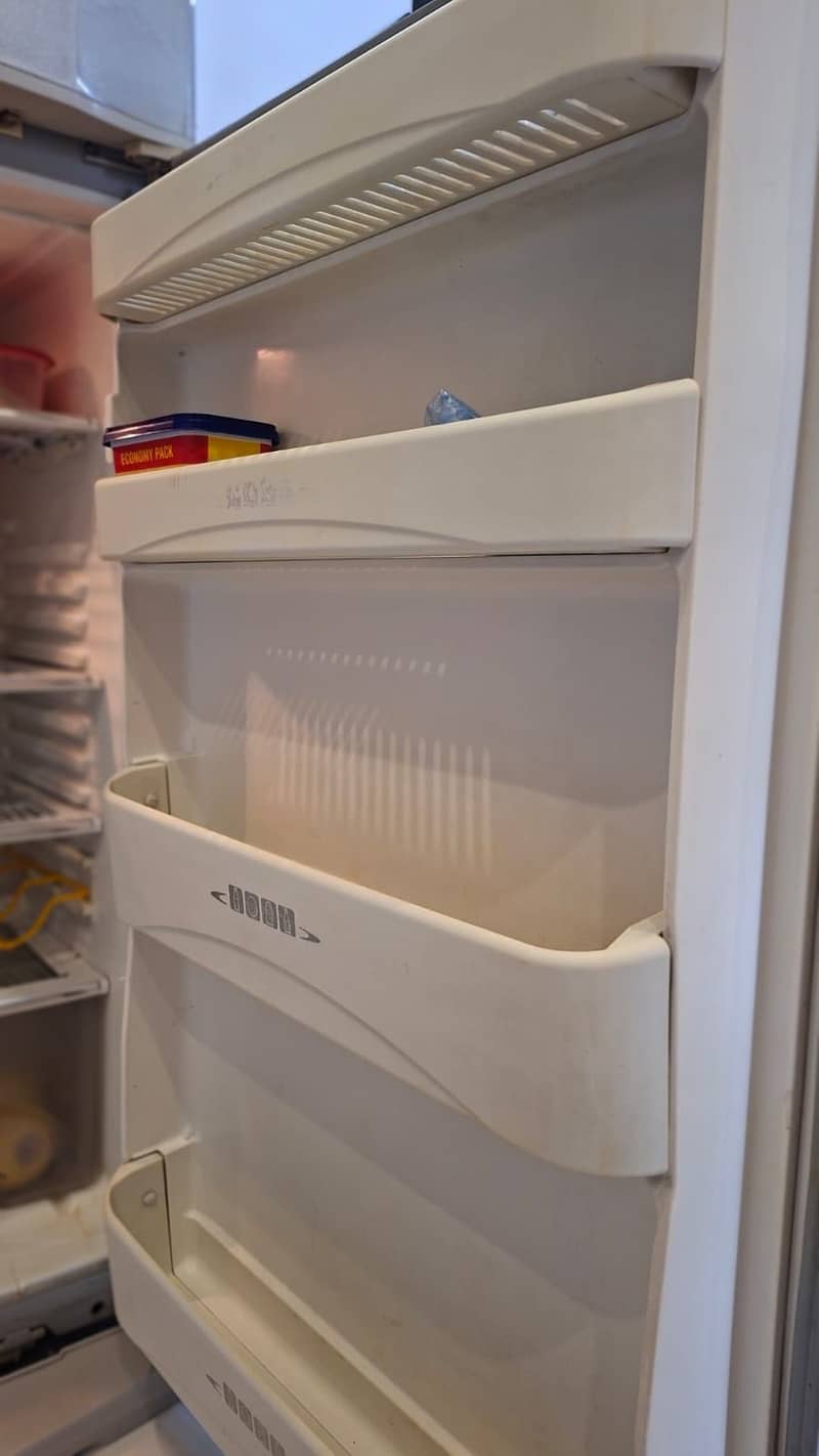 Refrigerator 4