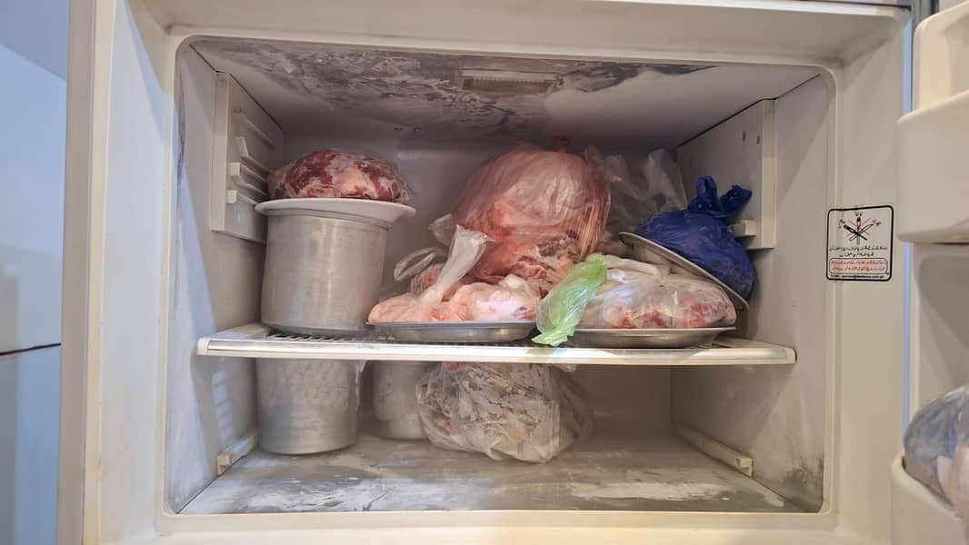 Refrigerator 7