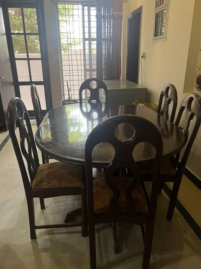 Dinning table