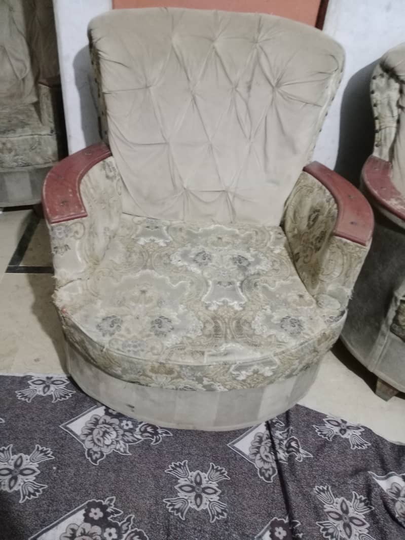 Sofa set 0
