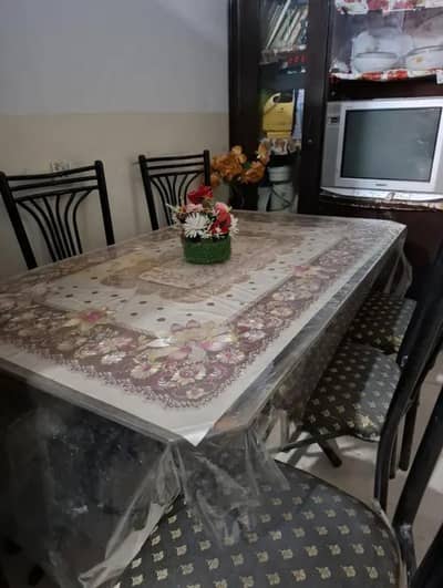 Iron Dining Table with 6 chairs