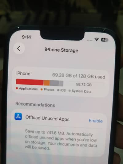 Apple iPhone 13