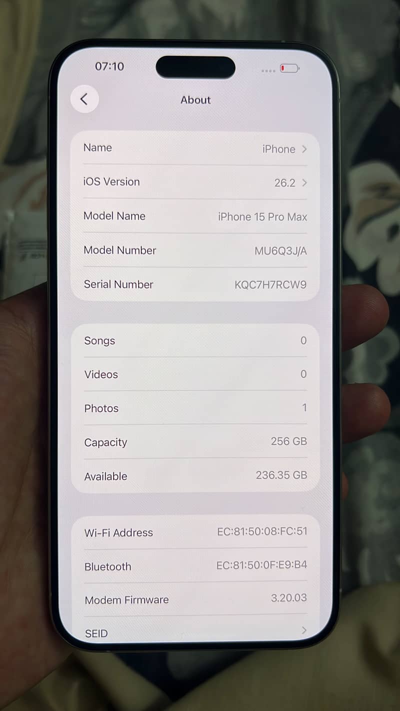 iPhone 15 pro max 2