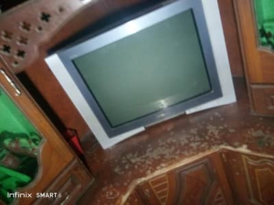 good condition television