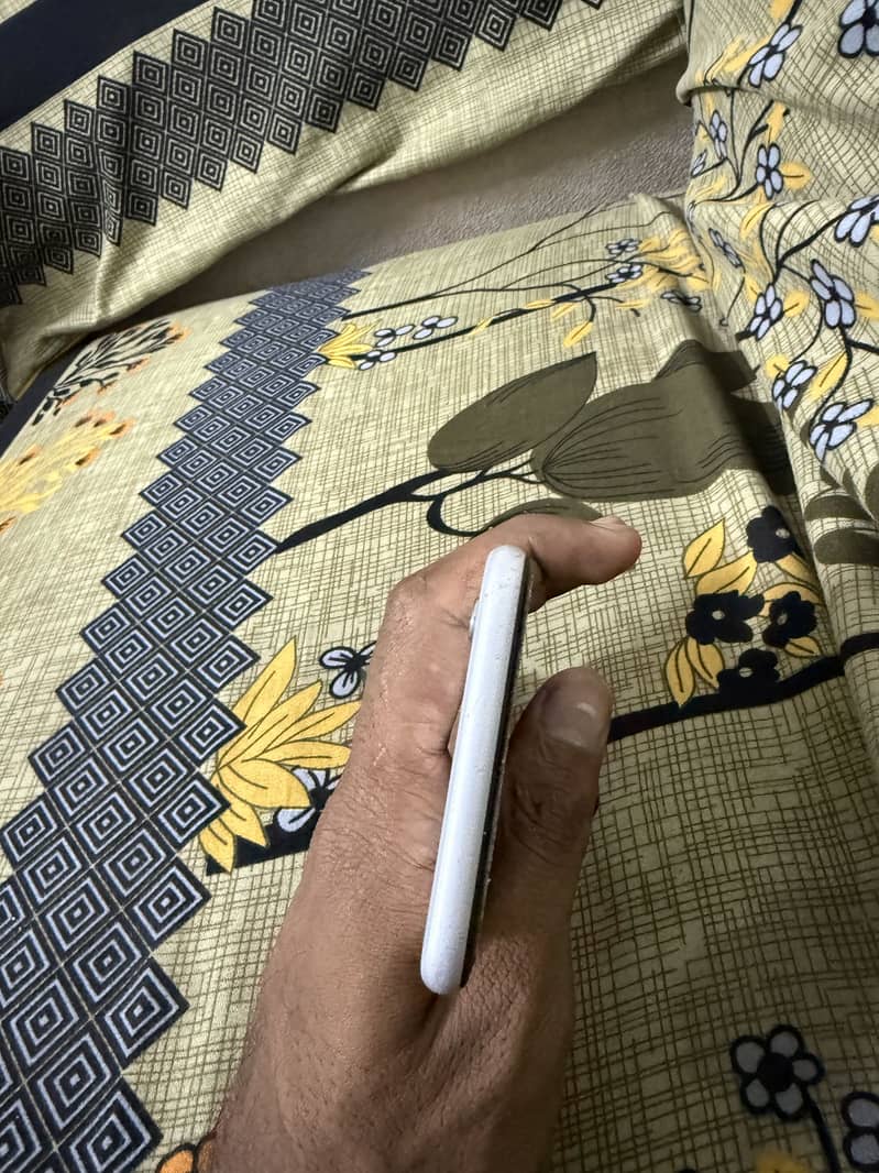 Apple iPhone 6 1
