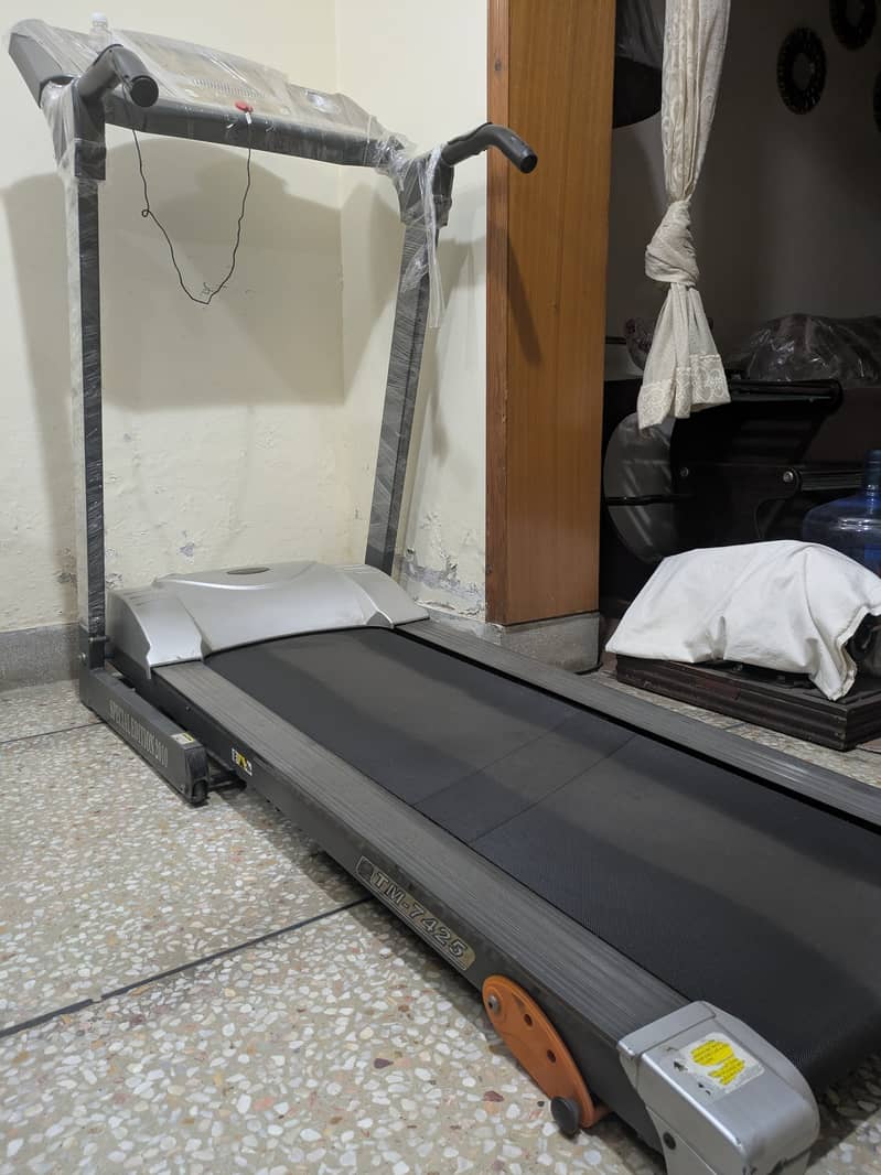 Treadmill 3