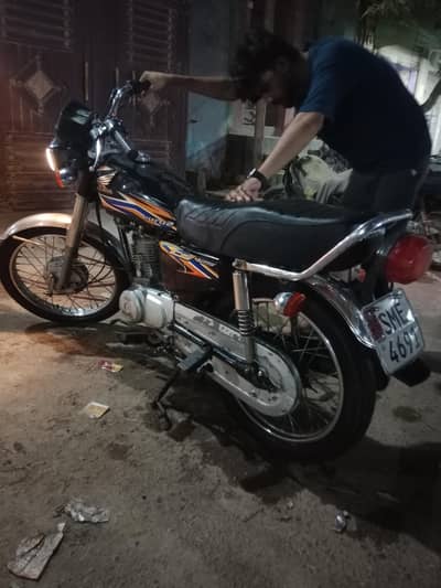 Honda CG 2018 model urgent sale 03443177993