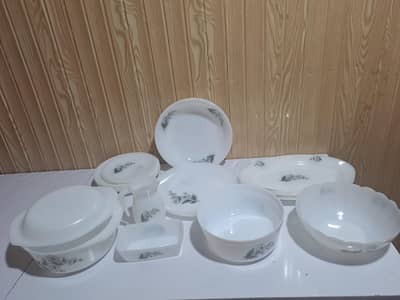 Dinner Set for Sale