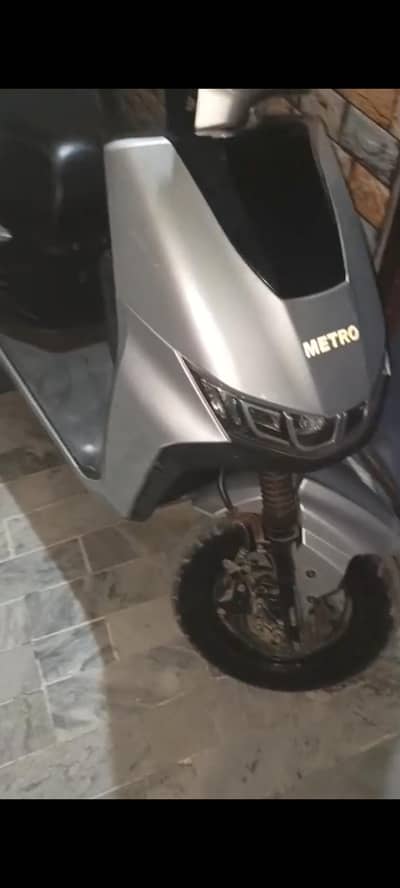 electric scooty