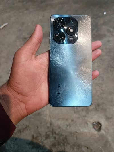 Tecno Spark Go 2024 only mobile 4+4gb 64gb read full add