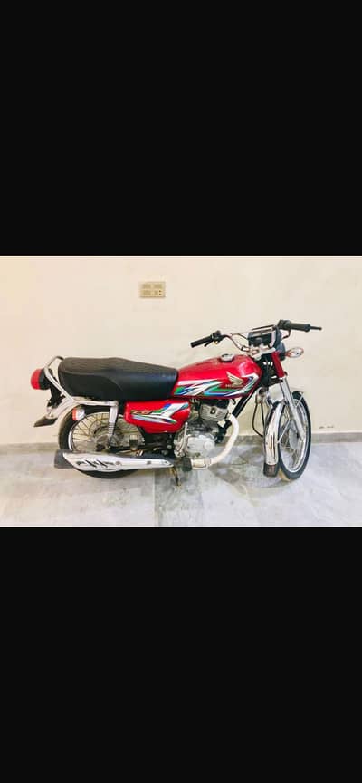 Honda 125 karachi number 03153435910