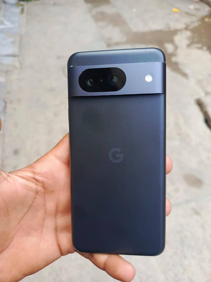 Google Pixel 8 7
