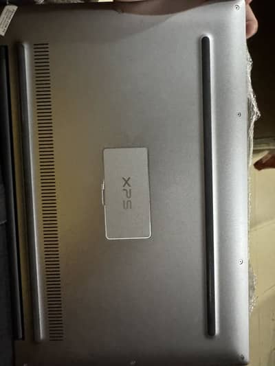 Dell xps13 core i7 7 genration touch screen fingerprint scanner