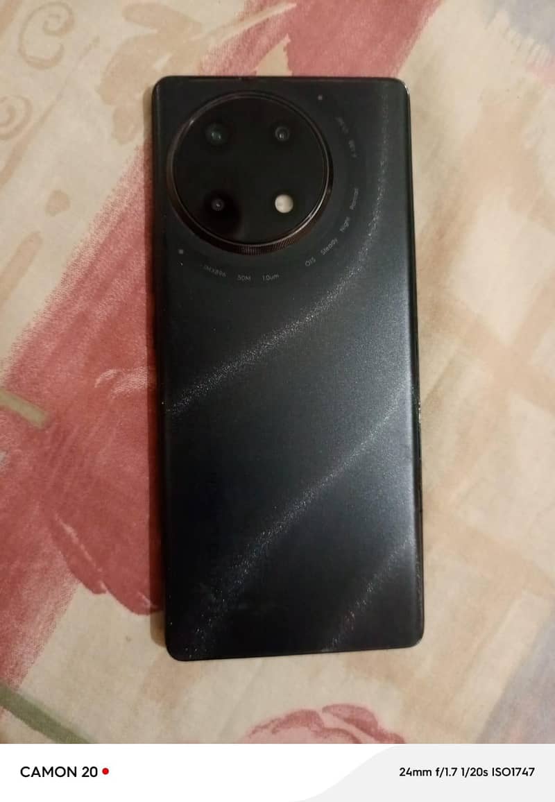 Tecno CAMON 30S 1
