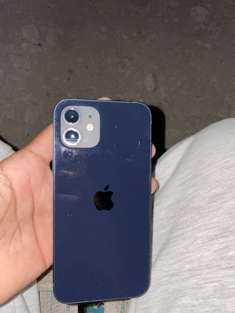 iPhone 12 1
