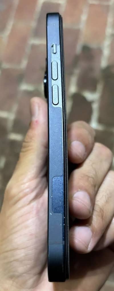 Apple iPhone 14