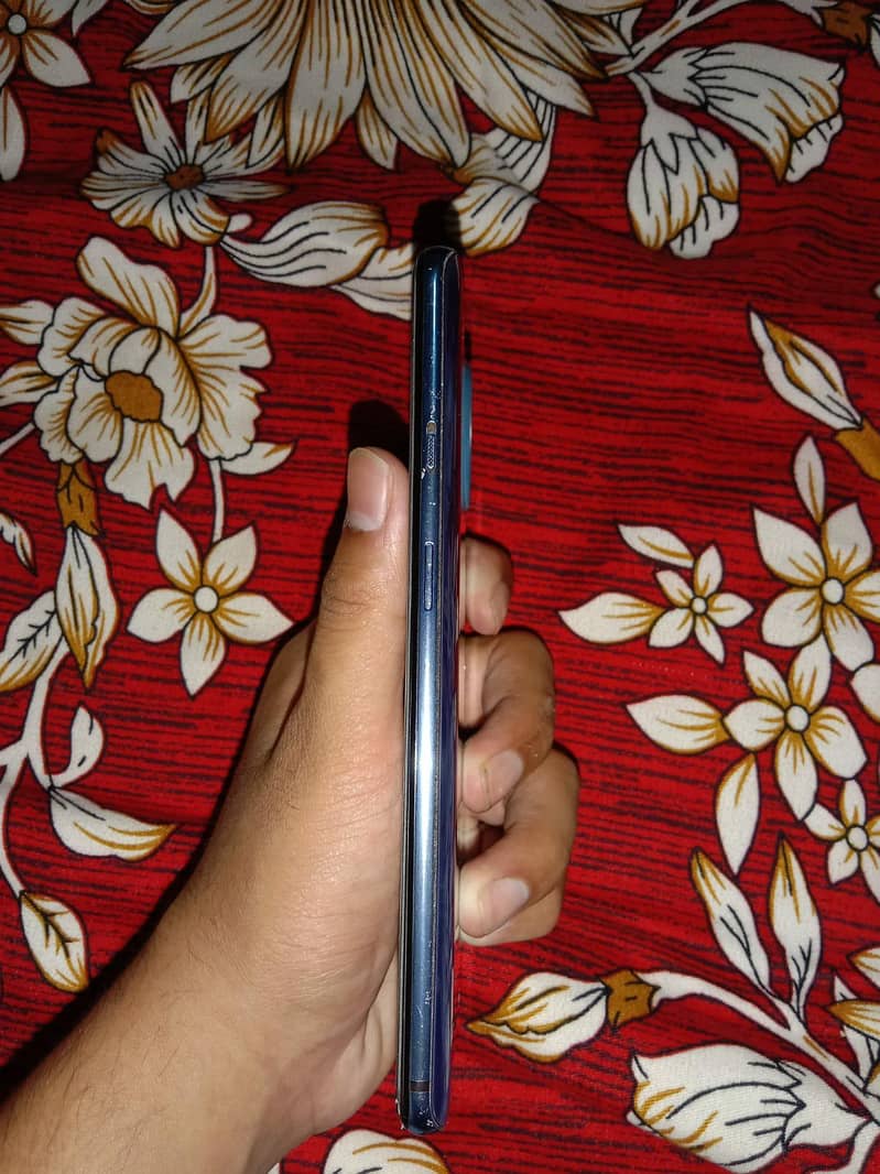One Plus 7T 3