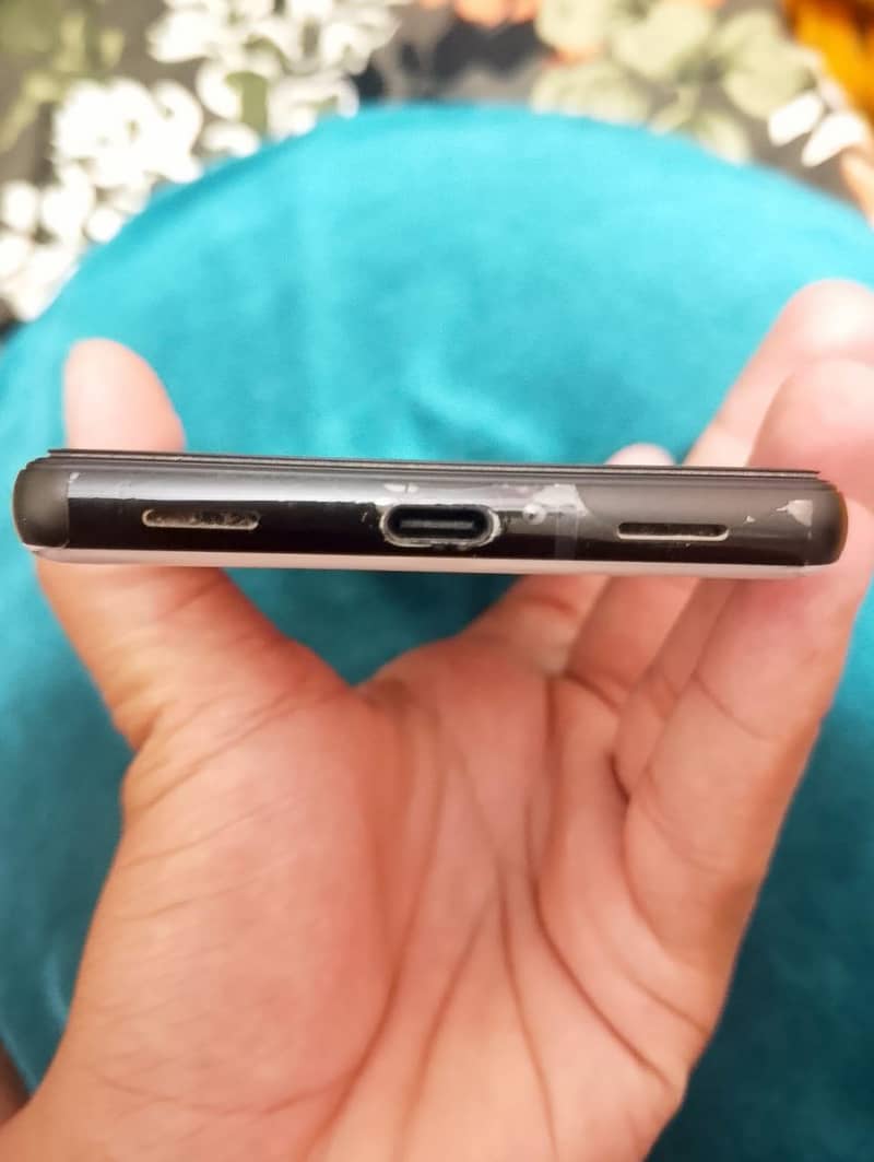 Google Pixel 6a 1