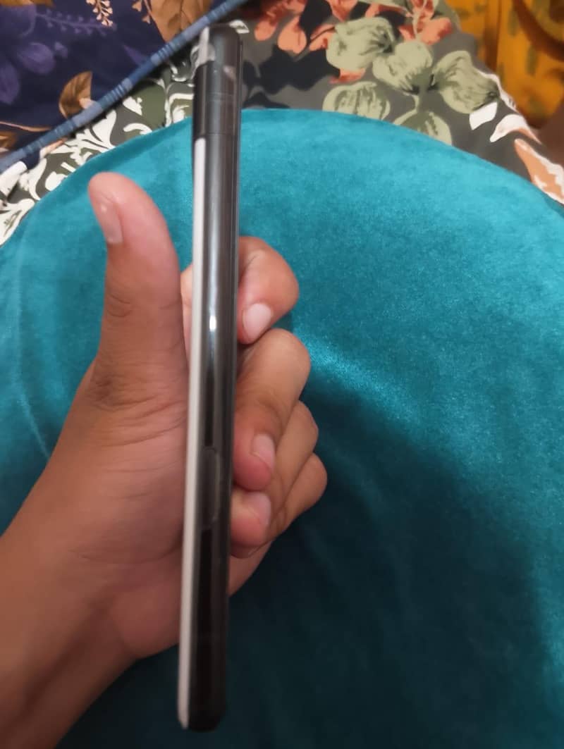 Google Pixel 6a 4