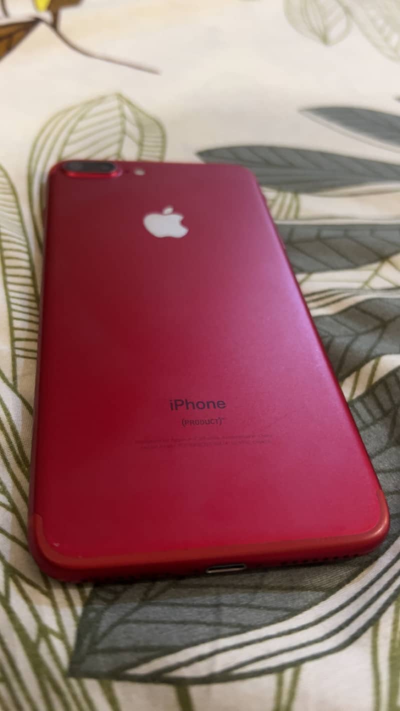 Apple iPhone 7 Plus 1