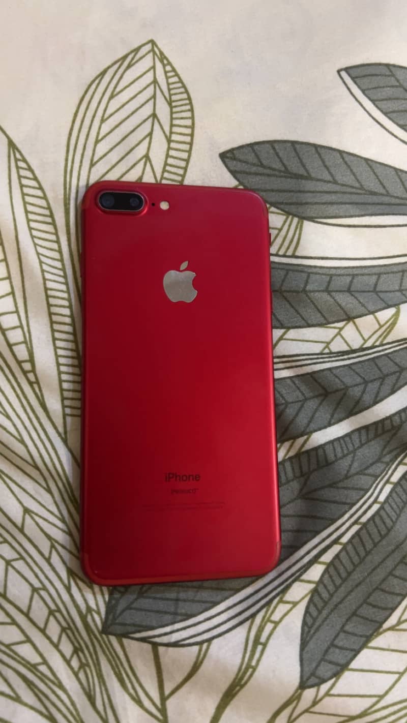 Apple iPhone 7 Plus 2