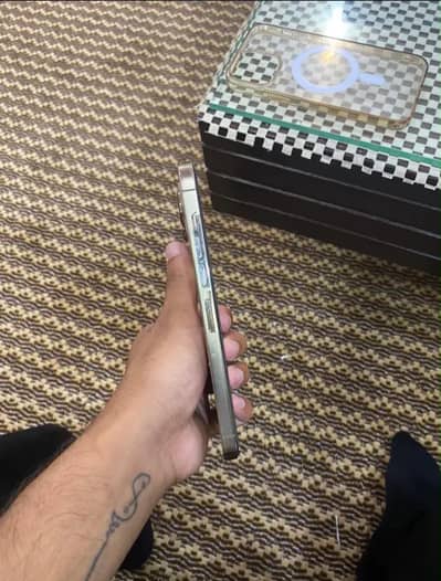 Iphone 13 pro max jv