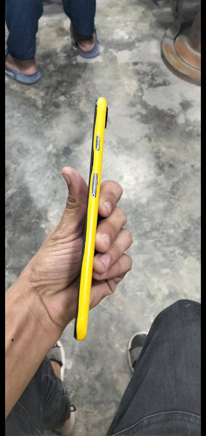 Apple iPhone 7 Plus 2