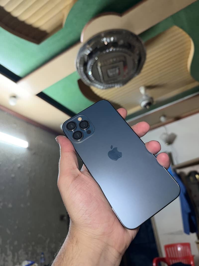 iphone 12 pro max 1