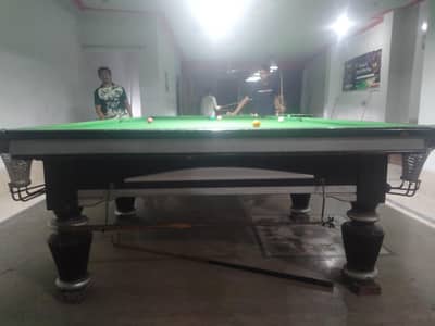 6/12snooker table