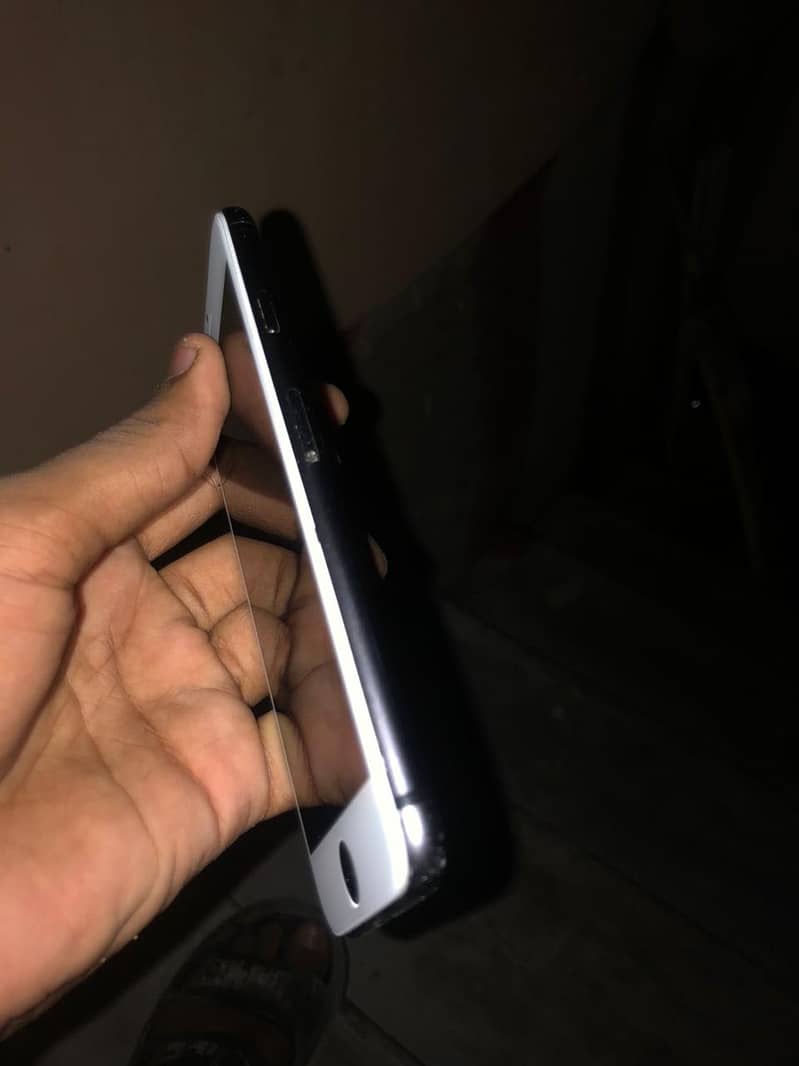 Apple iPhone 8 2