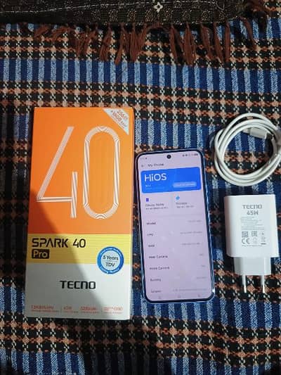 Tecno spark 40 pro