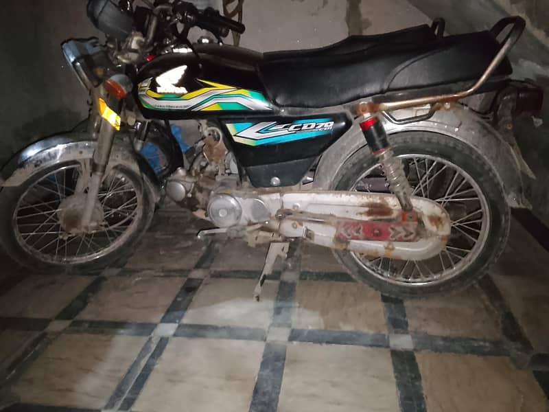 CD 70 2007 model 0