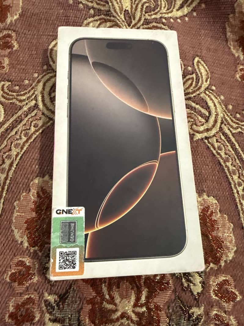 Apple iPhone 16 Pro Max 8