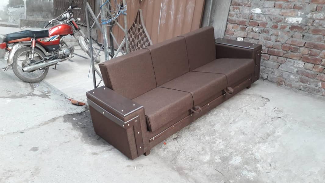 SOFA COMBED 14