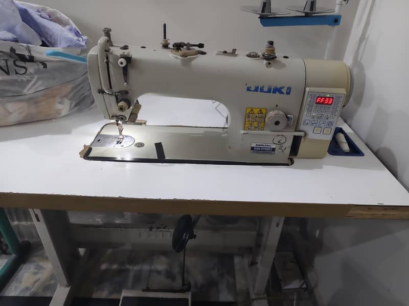 Juki side panel machine 1