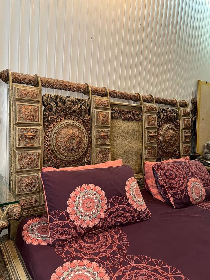 Unique design Bed 1