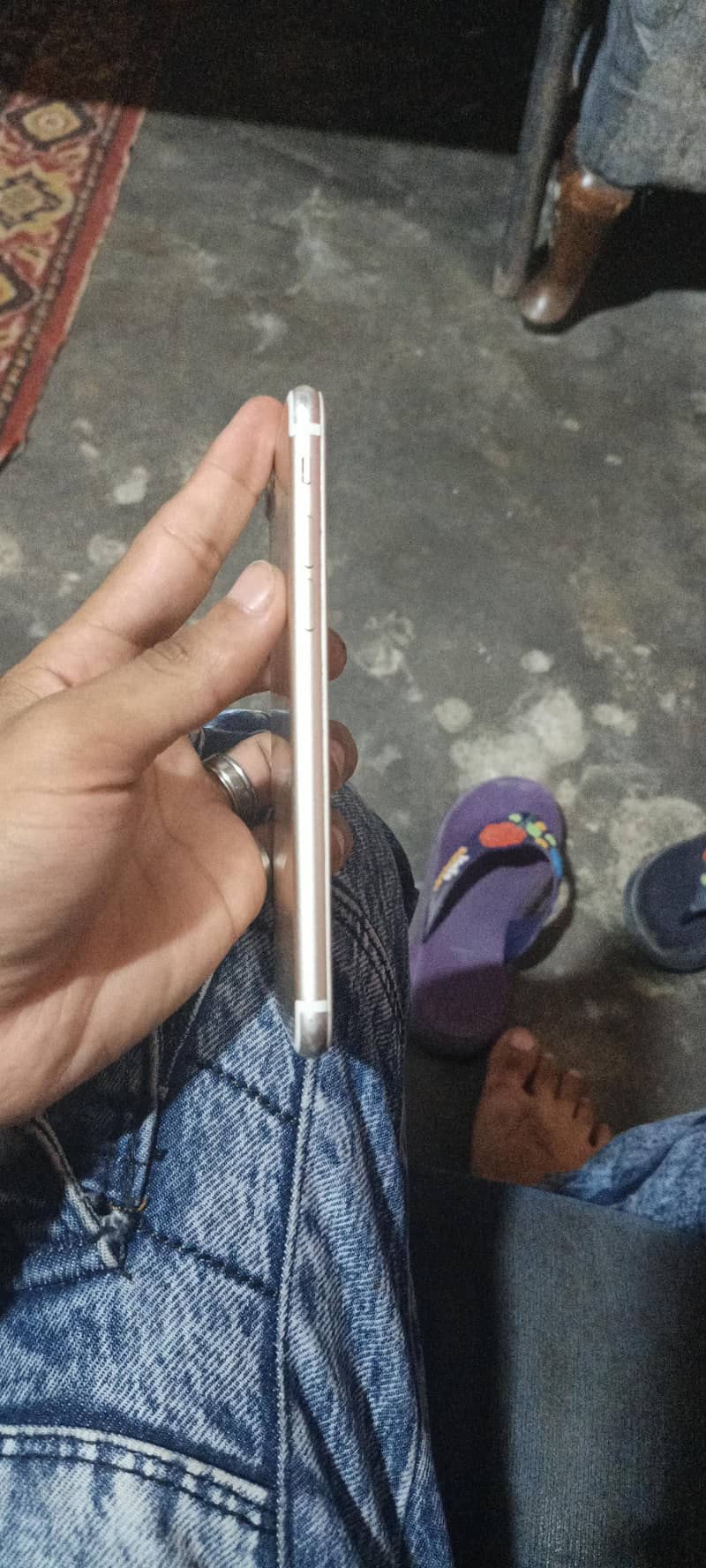 Apple iPhone 7 3