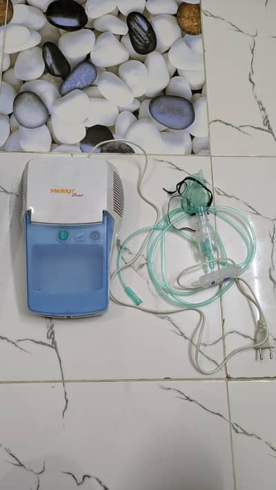 used nebulizer for sale condition10/10