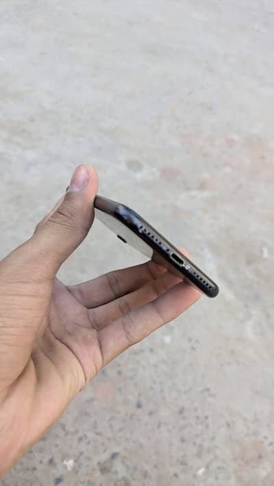 Apple iPhone 7