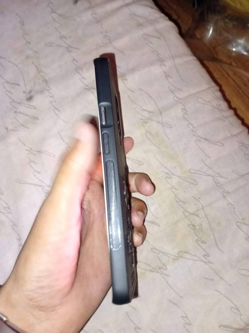 One Plus 7 Pro 5
