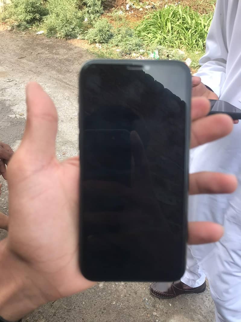 iPhone 11pro 1