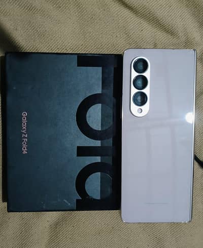 Samsung Mobile Z Fold 4 Sim working