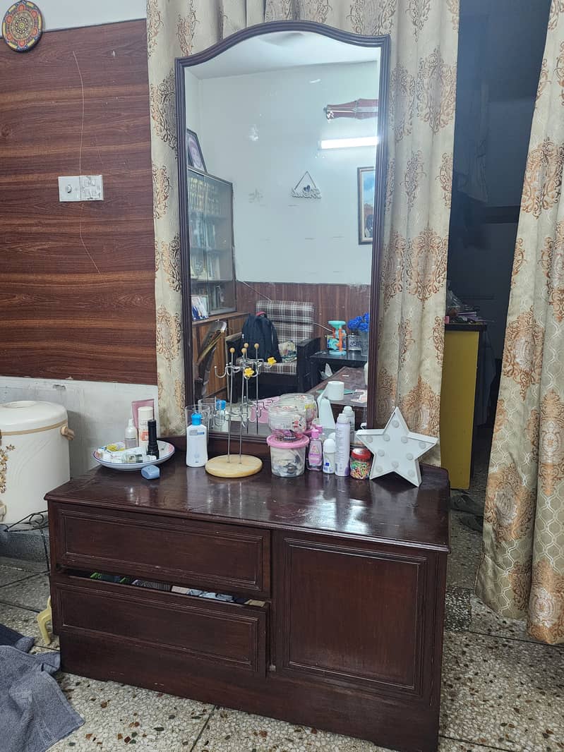 Dressing Table 1